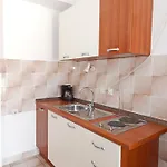 By The Sea Mandre, Pag - 6457 Apartment Kolan